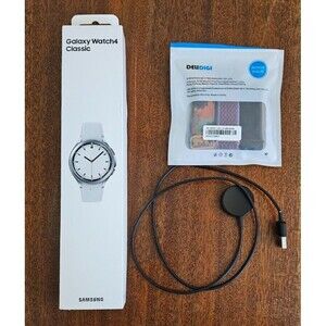 Samsung Galaxy Watch 4 Classic - SM-R885U - 42mm - Silver (Bluetooth) IOB EUC